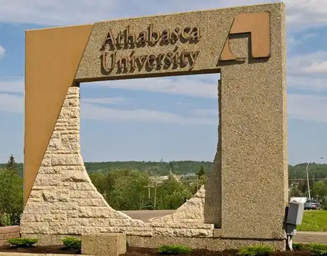 阿萨巴斯卡大学